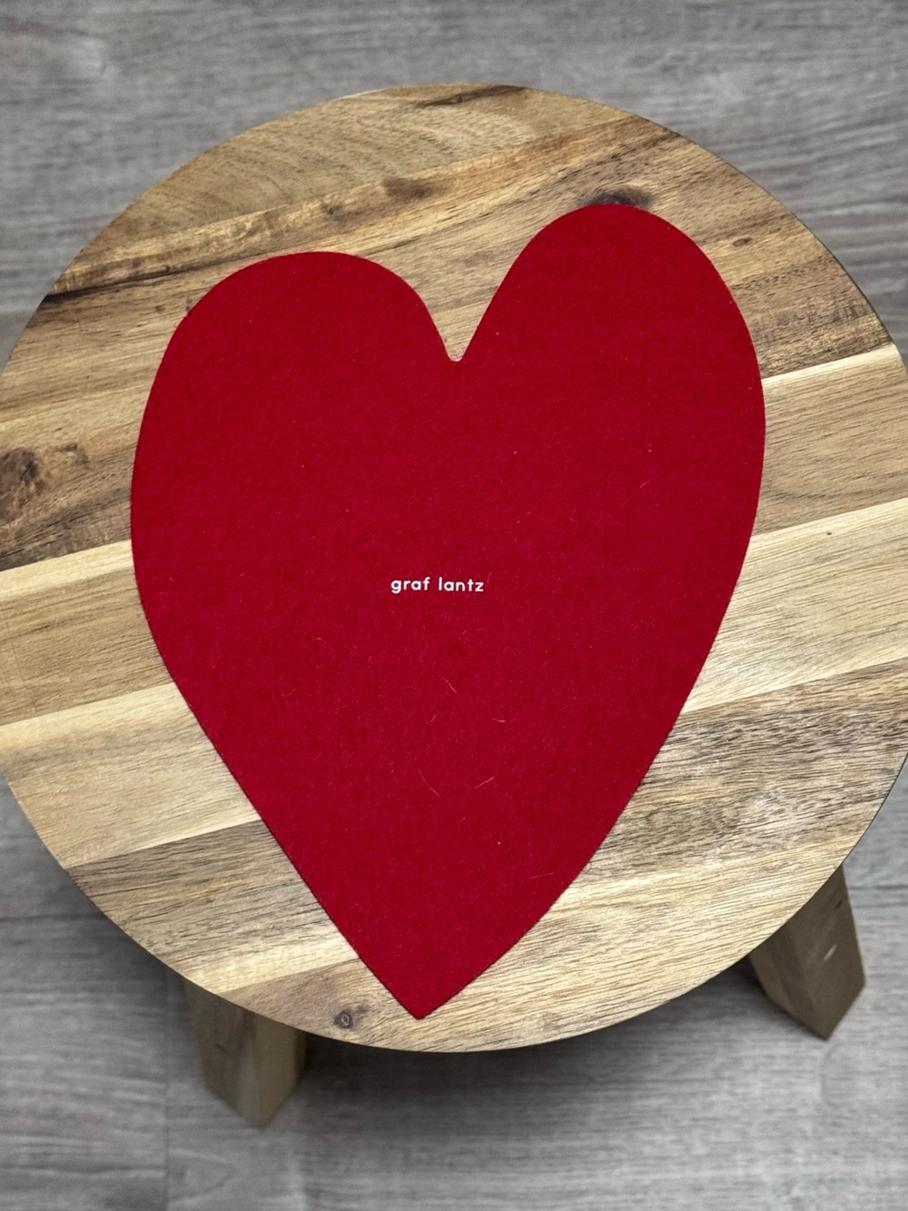 NWT Graf Lantz 10” Merino Wool Heart Trivet in Red - Picture 2 of 11